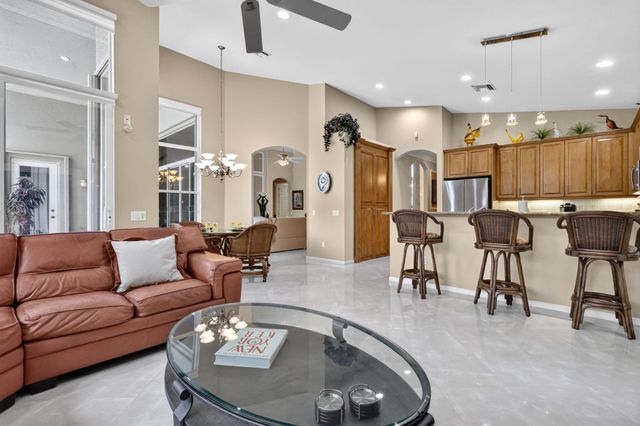 6550 Sand City Way, Delray Beach, FL 33446