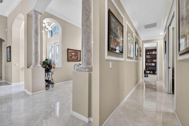 6550 Sand City Way, Delray Beach, FL 33446
