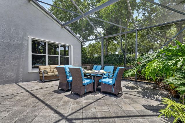 6550 Sand City Way, Delray Beach, FL 33446