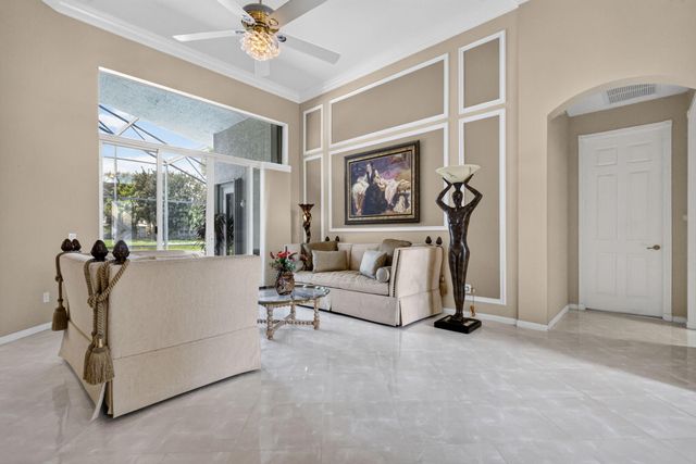 6550 Sand City Way, Delray Beach, FL 33446