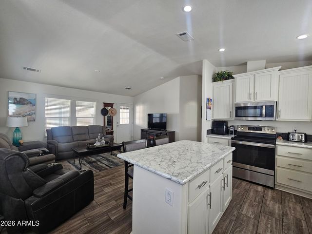 650 N Hawes Road 3108, Mesa, AZ 85207