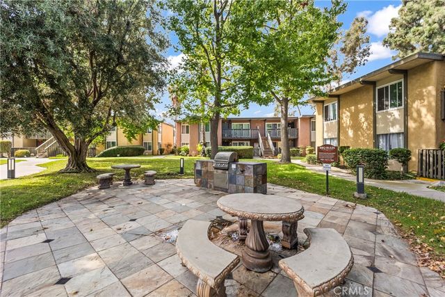 23308 Marigold Avenue V-201, Torrance, CA 90502