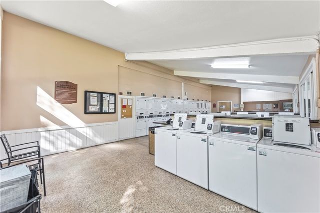 23308 Marigold Avenue V-201, Torrance, CA 90502