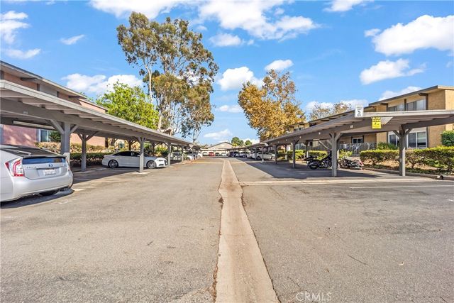 23308 Marigold Avenue V-201, Torrance, CA 90502