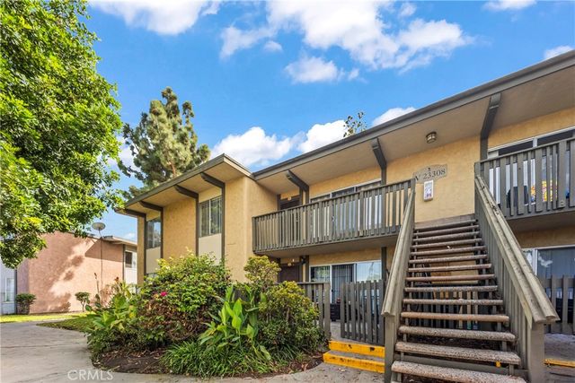 23308 Marigold Avenue V-201, Torrance, CA 90502