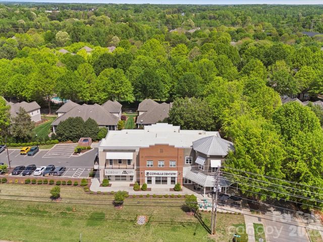 18810 Cloverstone Circle, Cornelius, NC 28031