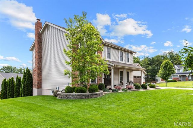 301 Summer Ridge Drive, Cottleville, MO 63304