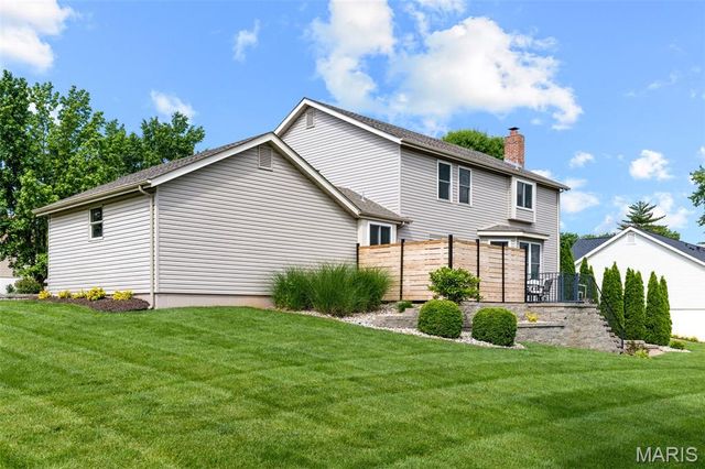 301 Summer Ridge Drive, Cottleville, MO 63304