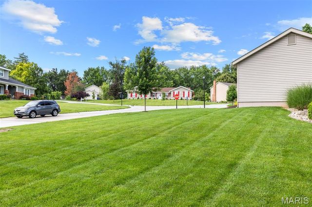 301 Summer Ridge Drive, Cottleville, MO 63304