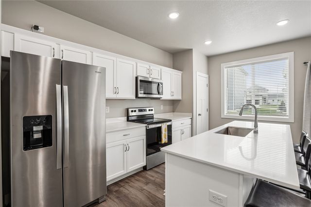 710 SE Drumlin Drive, Waukee, IA 50263