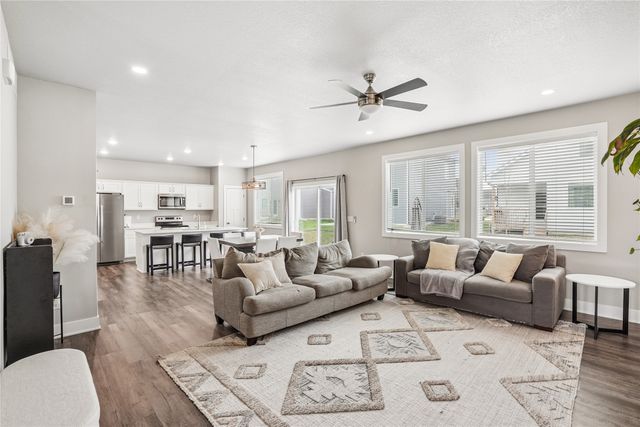 710 SE Drumlin Drive, Waukee, IA 50263