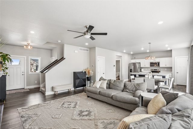 710 SE Drumlin Drive, Waukee, IA 50263