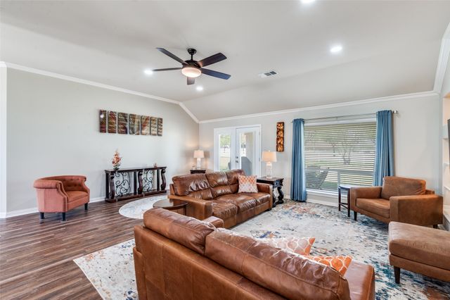 9012 Kingston Drive, Denton, TX 76207