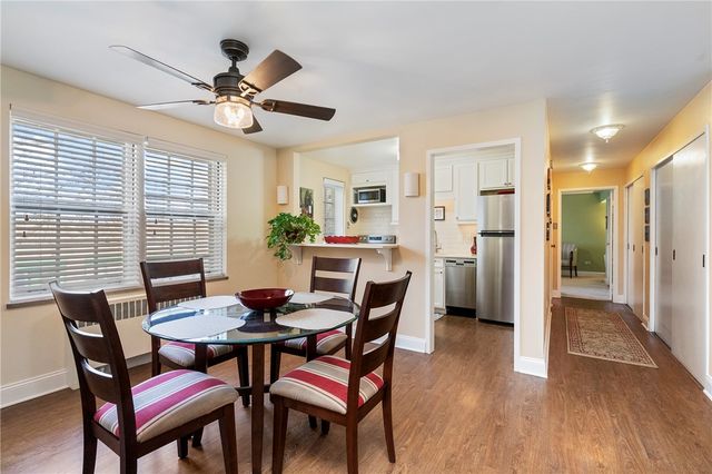 415 Bigham 23, Mt Washington, PA 15211