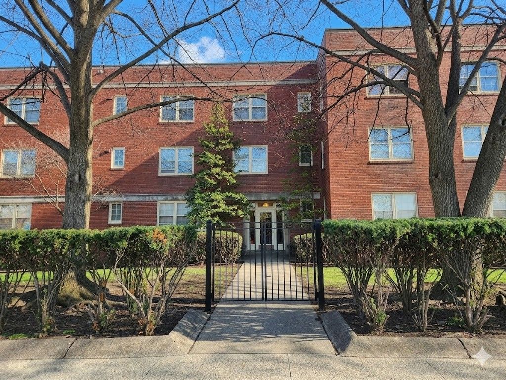 415 Bigham 23, Mt Washington, PA 15211