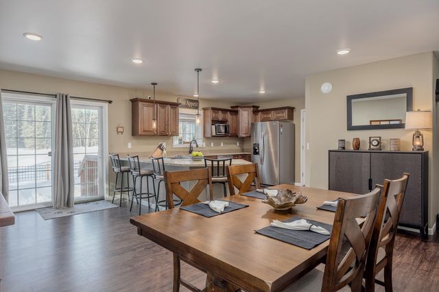 1821 OSBORN COURT, North Pole, AK 99705