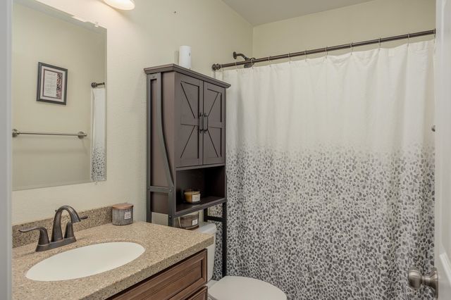 1821 OSBORN COURT, North Pole, AK 99705