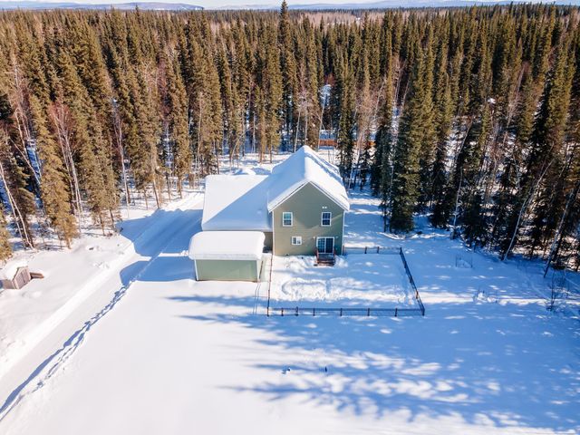 1821 OSBORN COURT, North Pole, AK 99705