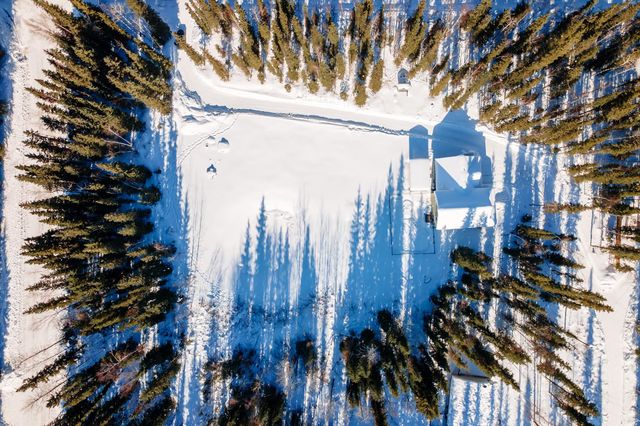 1821 OSBORN COURT, North Pole, AK 99705