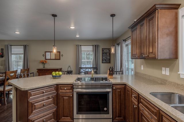 1821 OSBORN COURT, North Pole, AK 99705