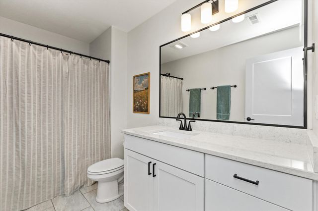 2105 NW 29th Court, Ankeny, IA 50023