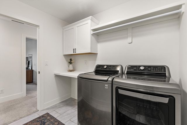 2105 NW 29th Court, Ankeny, IA 50023