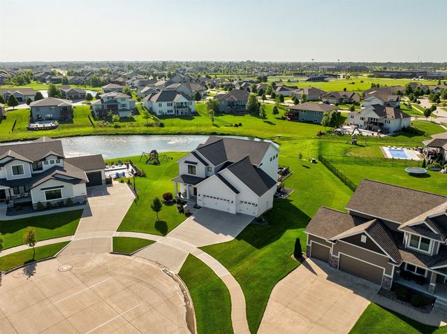 2105 NW 29th Court, Ankeny, IA 50023
