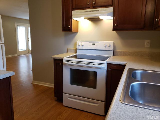 207 Meadow, Knightdale, NC 27545