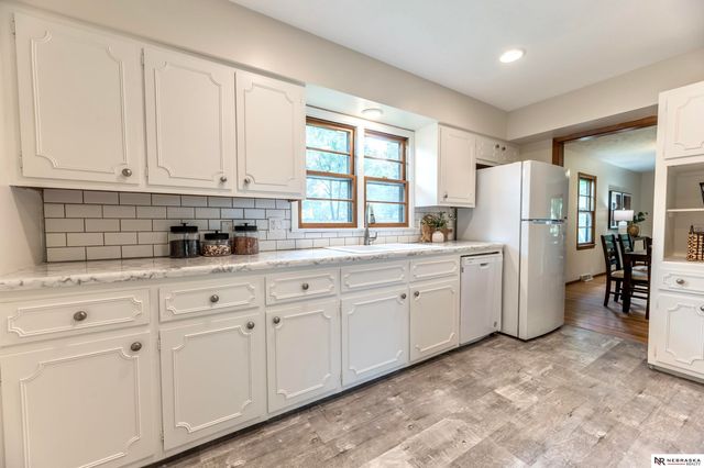 1806 Sherry Drive, Bellevue, NE 68005
