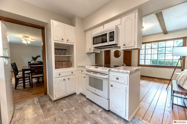 1806 Sherry Drive, Bellevue, NE 68005