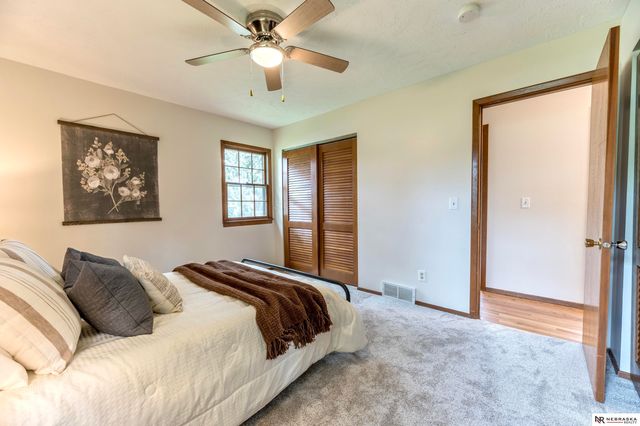 1806 Sherry Drive, Bellevue, NE 68005