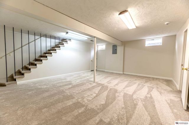 1806 Sherry Drive, Bellevue, NE 68005