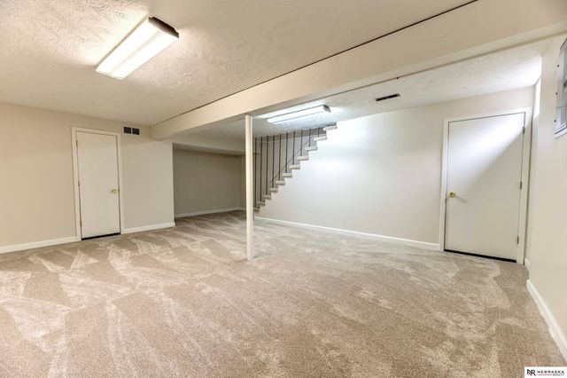 1806 Sherry Drive, Bellevue, NE 68005