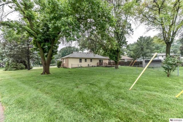 1806 Sherry Drive, Bellevue, NE 68005
