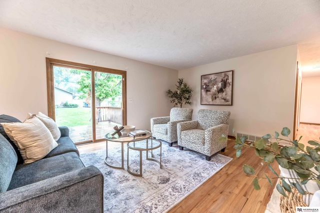 1806 Sherry Drive, Bellevue, NE 68005