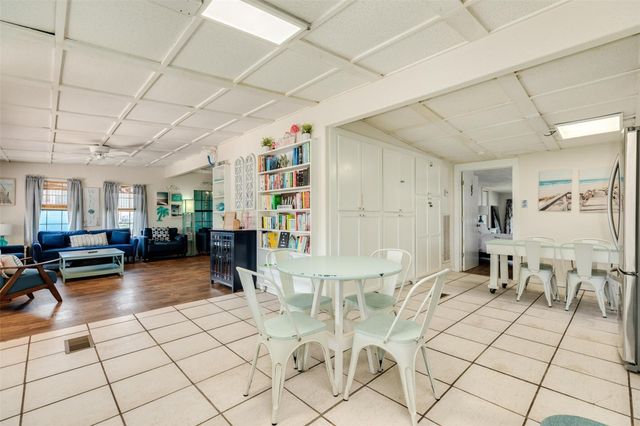 922 Seashell Drive, Freeport, TX 77541