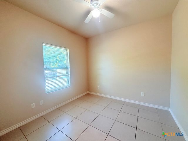 2311 Lincoln Street, Seguin, TX 78155