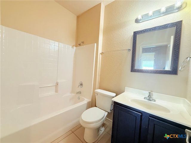 2311 Lincoln Street, Seguin, TX 78155