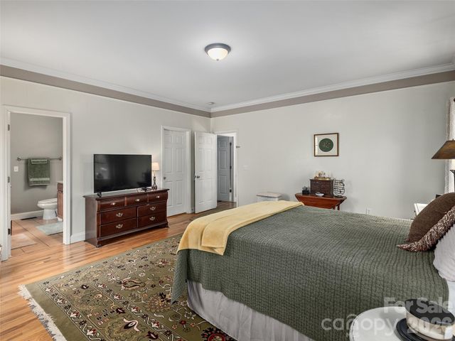 26 Lancaster Lane, Weaverville, NC 28787