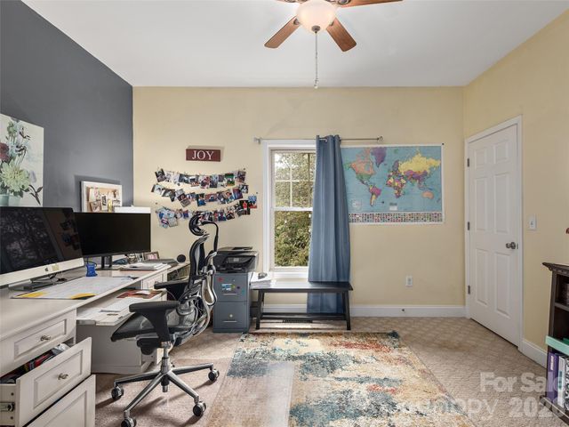 26 Lancaster Lane, Weaverville, NC 28787
