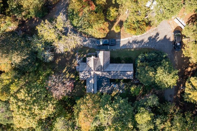 324 Sandwich St, Plymouth, MA 02360