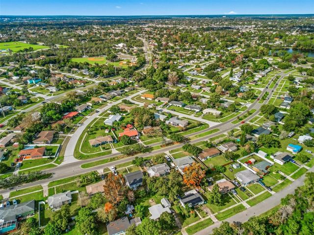 1532 ZINNIA DRIVE, Deltona, FL 32725