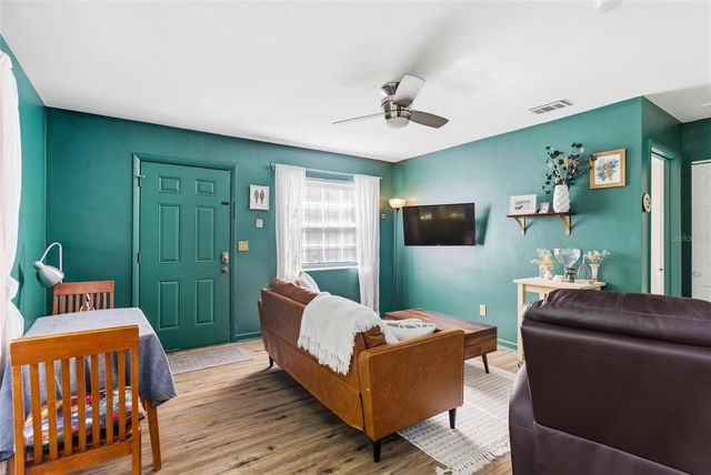 1532 ZINNIA DRIVE, Deltona, FL 32725