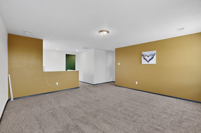 1838 Goldenflare Loop NE, Rio Rancho, NM 87144