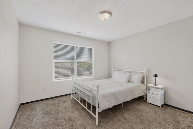 1838 Goldenflare Loop NE, Rio Rancho, NM 87144
