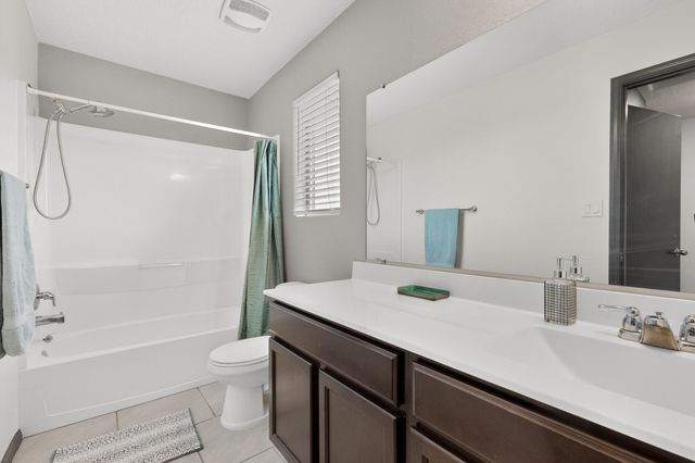 1838 Goldenflare Loop NE, Rio Rancho, NM 87144
