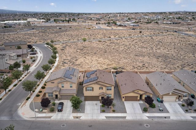1838 Goldenflare Loop NE, Rio Rancho, NM 87144