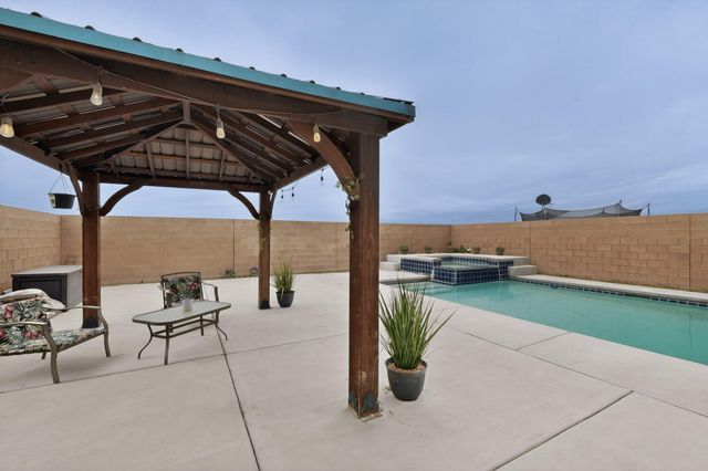 1838 Goldenflare Loop NE, Rio Rancho, NM 87144