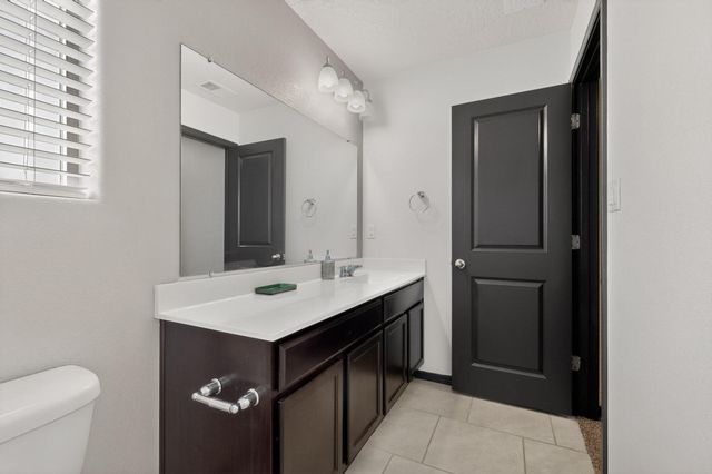 1838 Goldenflare Loop NE, Rio Rancho, NM 87144