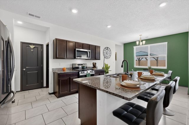 1838 Goldenflare Loop NE, Rio Rancho, NM 87144